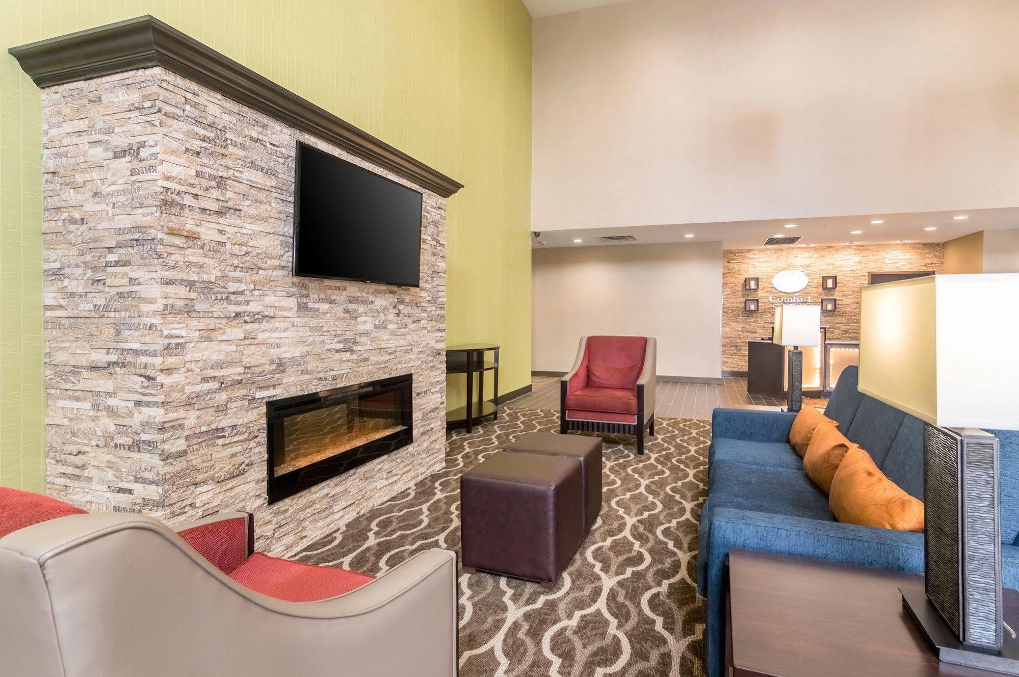 Comfort Suites Meridian And I-40 Oklahoma City Exteriör bild